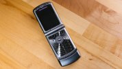 motorola-razr-gen-1-1.jpg
